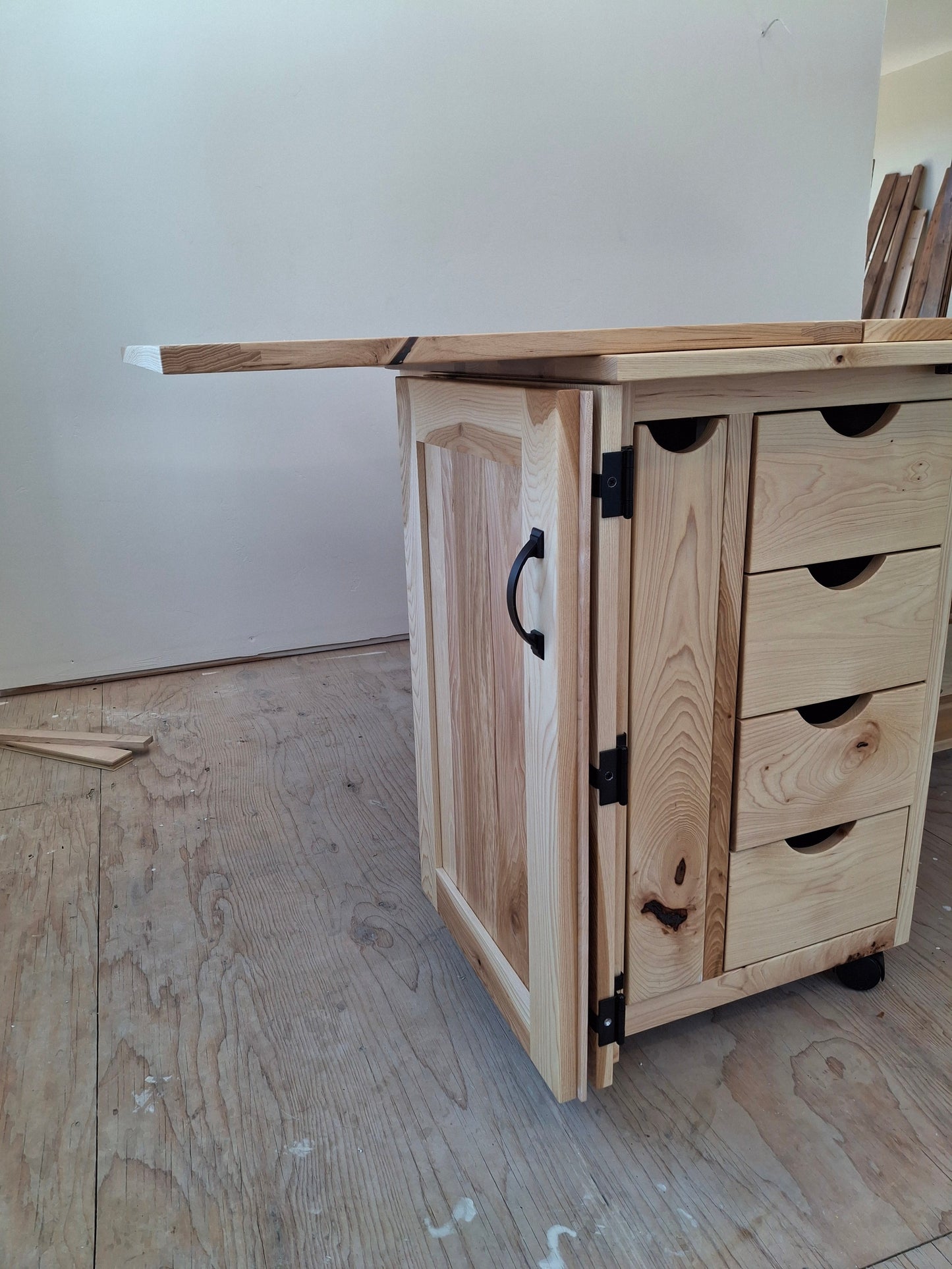 Timberside Woodworking 190 Sewing Cabinet